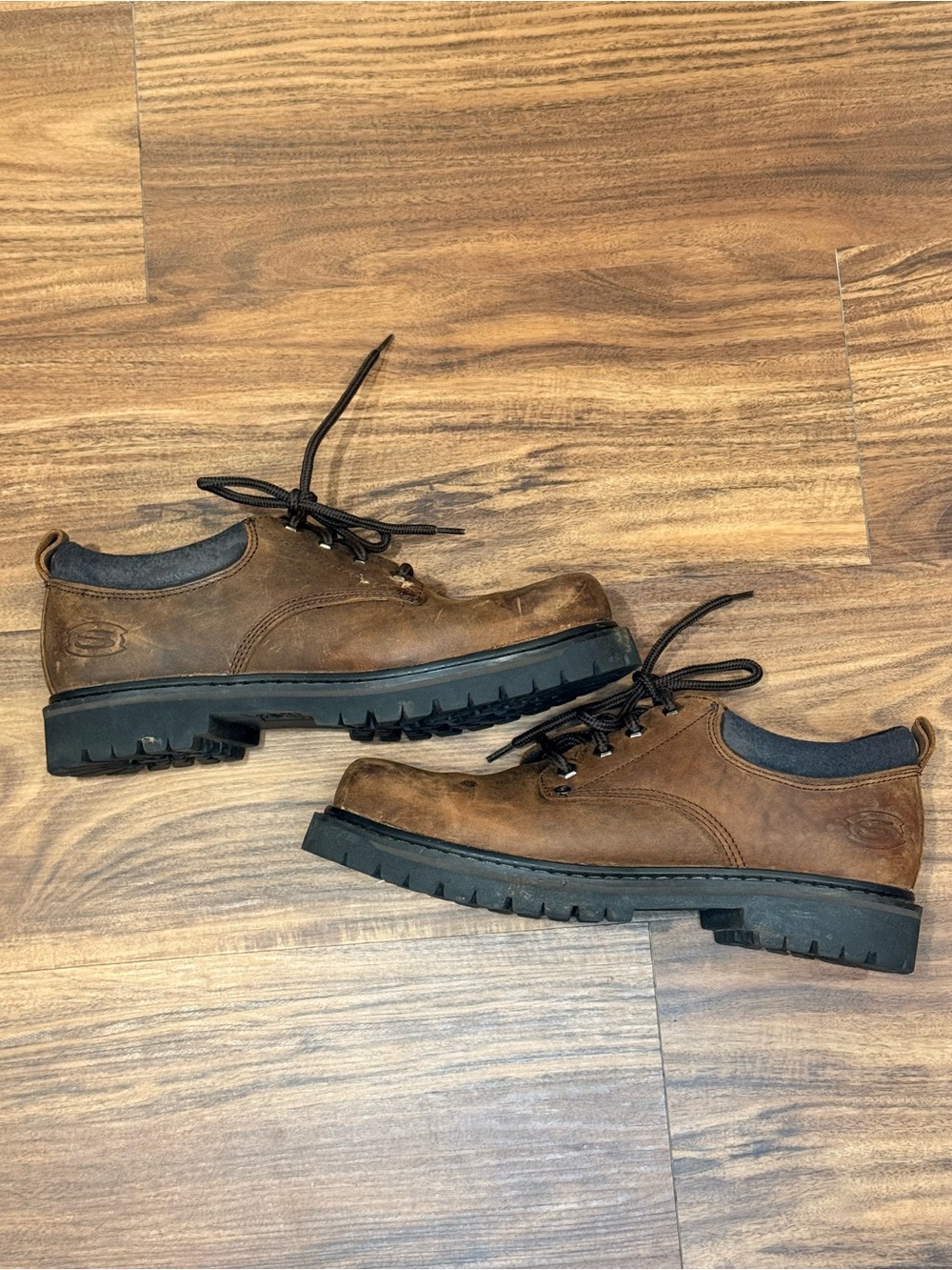Skechers Mens Tom Cats Brown Leather Utility Shoes (64335), Size 10